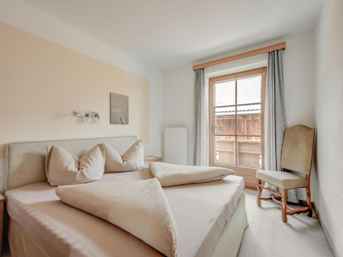 Attractive Apartment In Hainzenberg With Ski Room Exterior foto