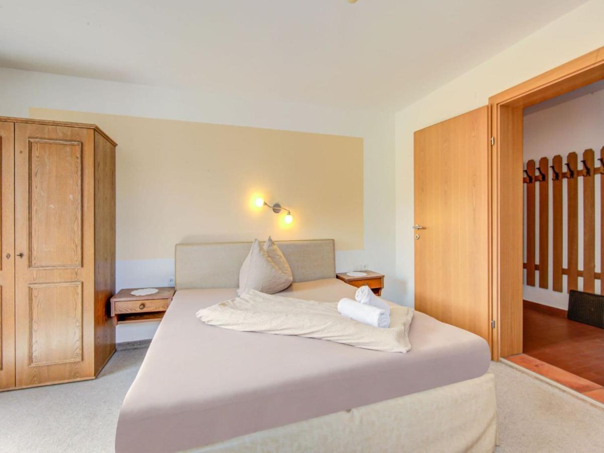 Attractive Apartment In Hainzenberg With Ski Room Exterior foto